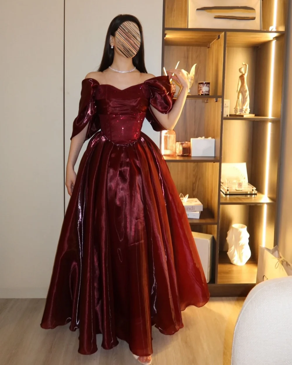 Customized High Quality Women Charmeuse Ruched Pleat A-Line Evening Dresses Formal Off-the-shoulder Short Sleeves Prom Dresses
Customized High Quality Women Charmeuse Ruched Pleat A-Line Evening Dresses Formal Off-the-shoulder Short Sleeves Prom Dresses