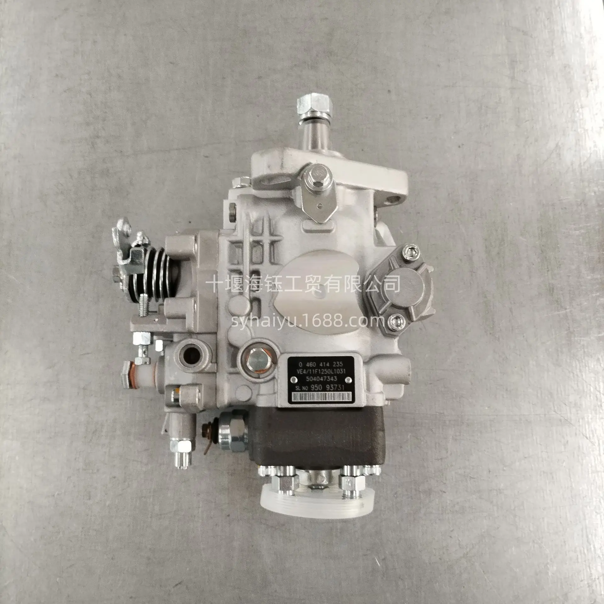 Hot sale0460414235 Engine fuel pump VE oil pump VE4/11F1250L1031 504047343
Hot sale0460414235 Engine fuel pump VE oil pump VE4/11F1250L1031 504047343
