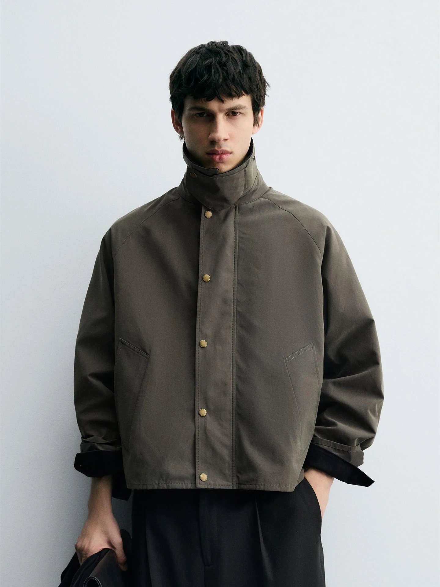 Новое поступление, осенняя мужская верхняя одежда Jaet, техническая ткань, цветной блуэтный воротник на молнии, повседневная одежда Long Sve, молодежный полиэстер
Новое поступление, осенняя мужская верхняя одежда Jaet, техническая ткань, цветной блуэтный воротник на молнии, повседневная одежда Long Sve, молодежный полиэстер