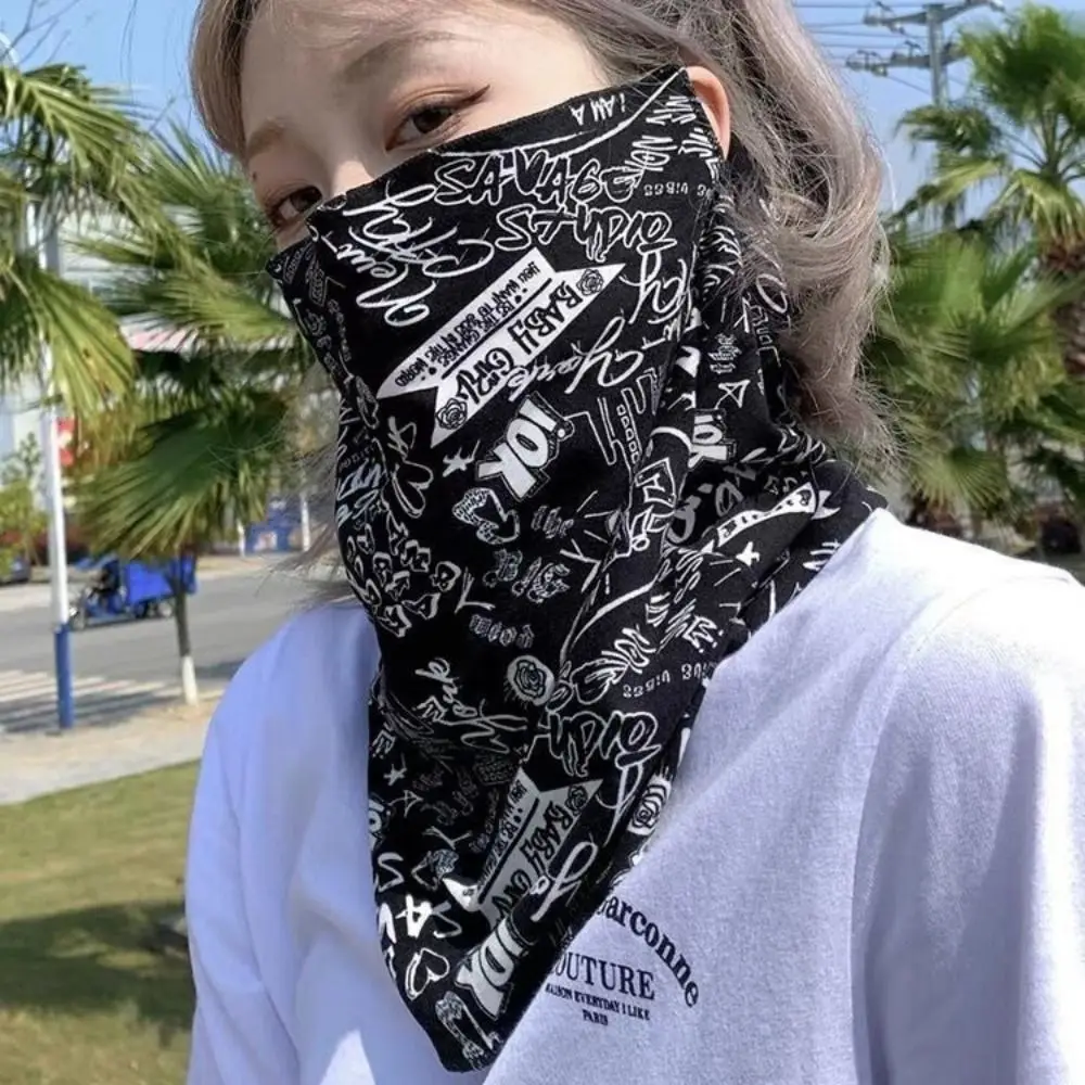 Sunscreen Face Scarf Summer Ice Silk Mask Hanging Ears Solid Color Sun Protection Face Cover UV Protection Face Scarves
Sunscreen Face Scarf Summer Ice Silk Mask Hanging Ears Solid Color Sun Protection Face Cover UV Protection Face Scarves