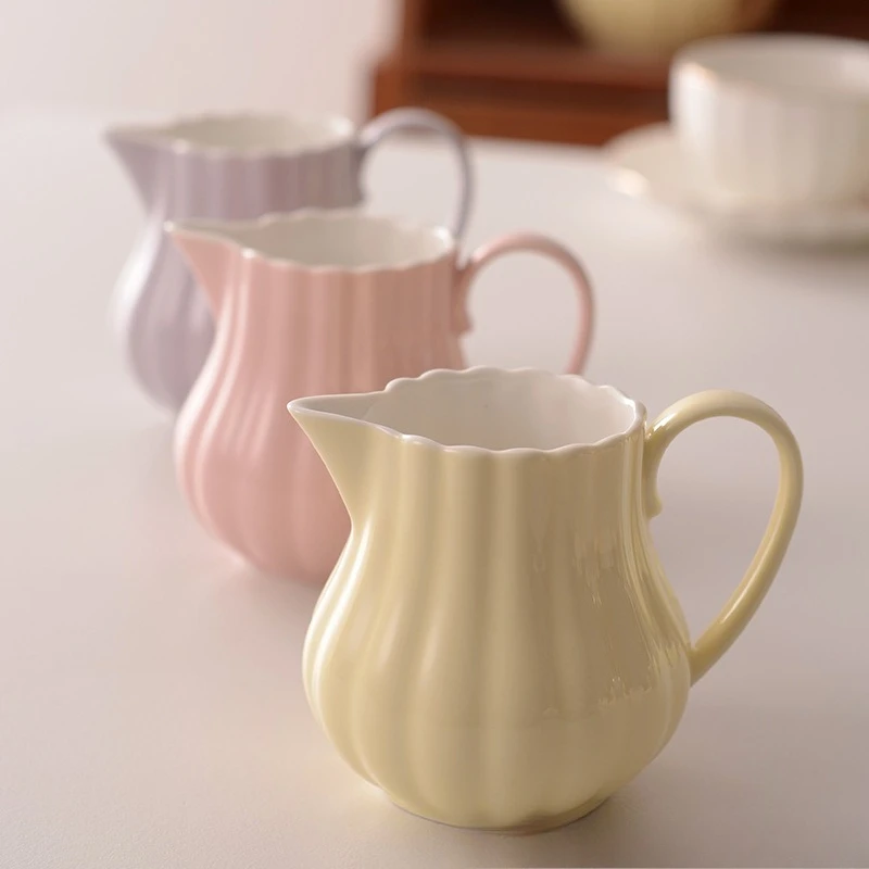 LH ceramic small milk pot coffee drainage pot milk cup fair cup tea dispenser
LH ceramic small milk pot coffee drainage pot milk cup fair cup tea dispenser