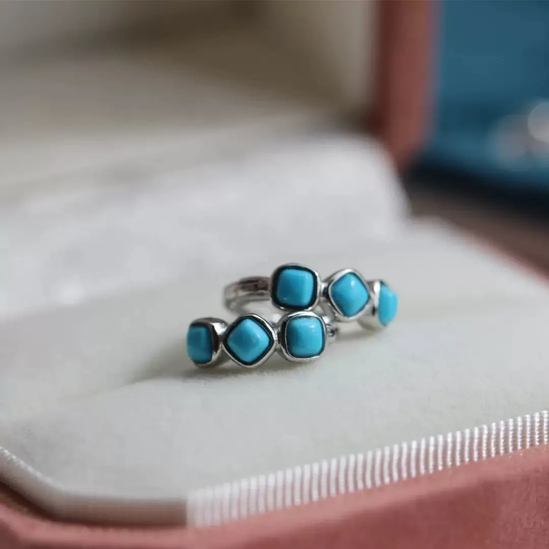 Natural Blue Turquoise Hoop Earrings 925 Sterling Silver Fine Jewelry America Gemstone Geometric Circle Earrings
Natural Blue Turquoise Hoop Earrings 925 Sterling Silver Fine Jewelry America Gemstone Geometric Circle Earrings
