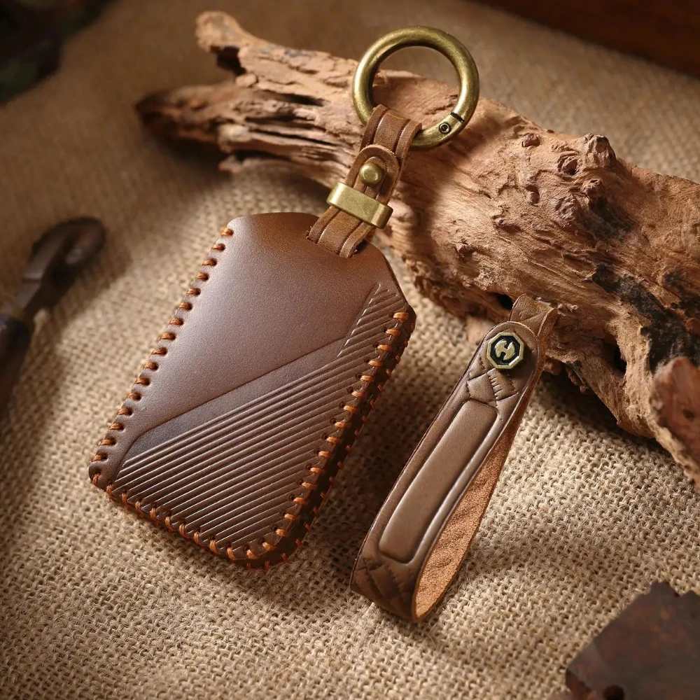 Top Grain Leather Key Case for LYNK & CO 01 05 06 - Full Protection Anti-Scratch Cover w/ Leather Strap & Card Slot 
Top Grain Leather Key Case for LYNK & CO 01 05 06 - Full Protection Anti-Scratch Cover w/ Leather Strap & Card Slot