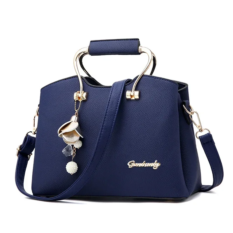 High Quality Women'S Handbag Fashionable Casual Shoulder Bag Luxury Brand Design Crossbody Bag Large Capacity Commuting Tote Bag
High Quality Women'S Handbag Fashionable Casual Shoulder Bag Luxury Brand Design Crossbody Bag Large Capacity Commuting Tote Bag