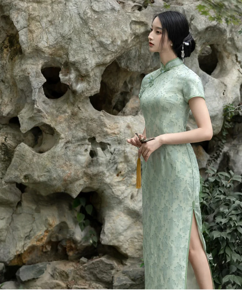 2024 New Improved Green Cheongsam Women Vintage Party Long Dress Short Sleeve Traditional Elegant Qipao S To 2XL High-end
2024 New Improved Green Cheongsam Women Vintage Party Long Dress Short Sleeve Traditional Elegant Qipao S To 2XL High-end