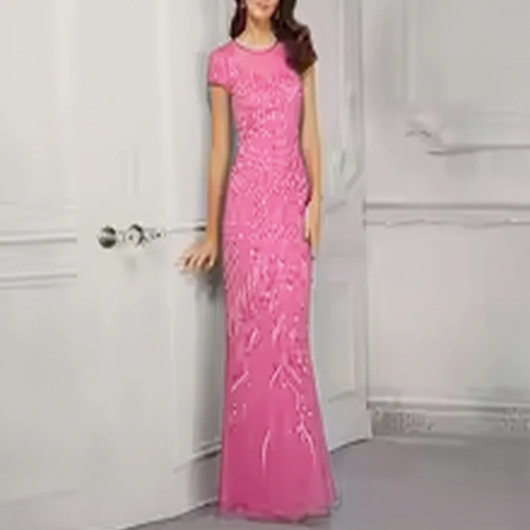 Customized chiffon appliqued A-line floor-length wedding dress for the mother of the bride for the formal evening party
Customized chiffon appliqued A-line floor-length wedding dress for the mother of the bride for the formal evening party