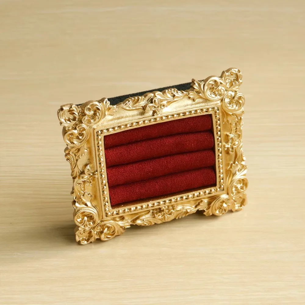 Vintage Gold Ring Display Stand Baroque Design Velvet Organizer Suede Earring Tray Exquisite Ring Holder Jewelry Display Rack
Vintage Gold Ring Display Stand Baroque Design Velvet Organizer Suede Earring Tray Exquisite Ring Holder Jewelry Display Rack