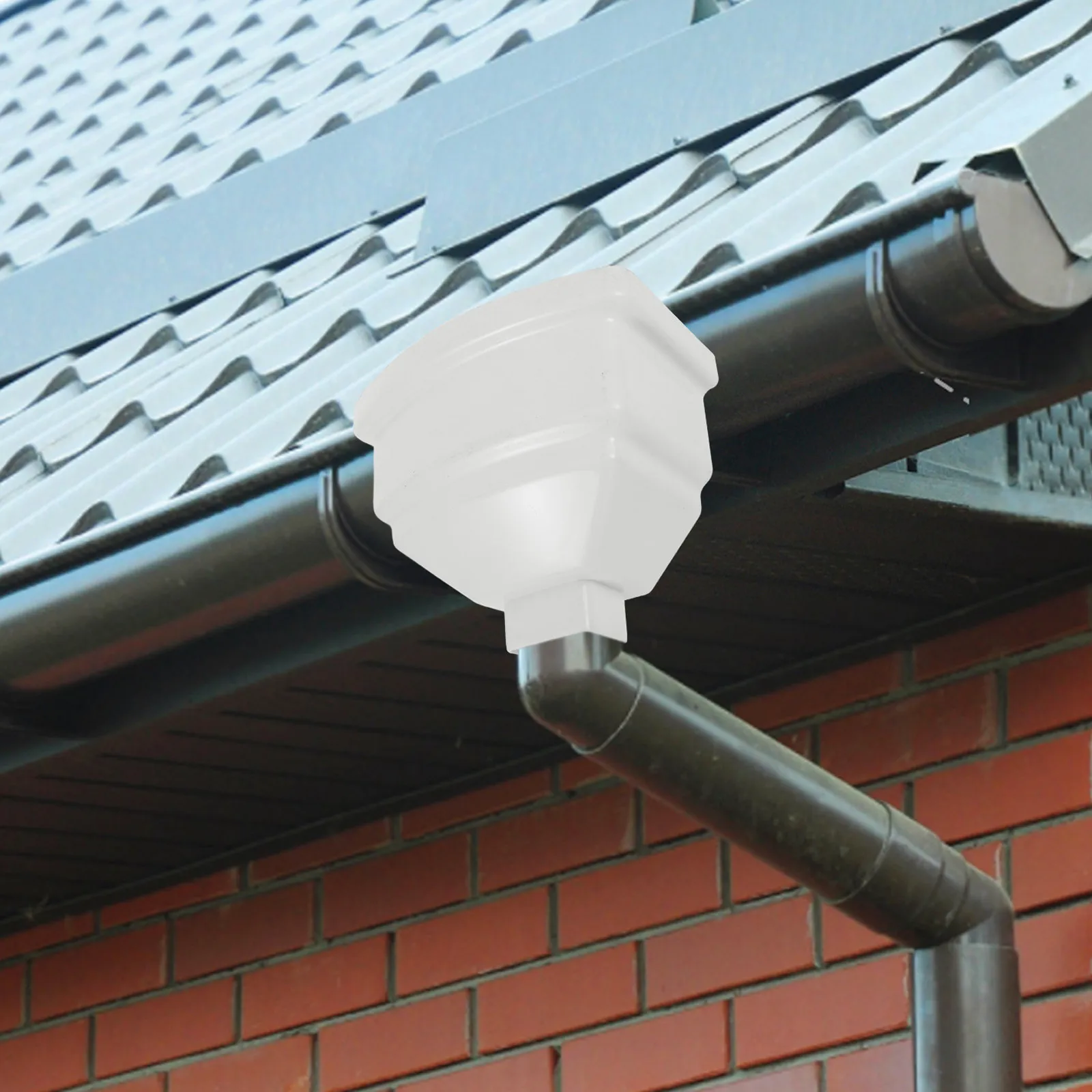 PVC Square Rainwater Downspout Diverter for Villa Easy Installation Decorative Funnel for Rainwater Collection System
PVC Square Rainwater Downspout Diverter for Villa Easy Installation Decorative Funnel for Rainwater Collection System
