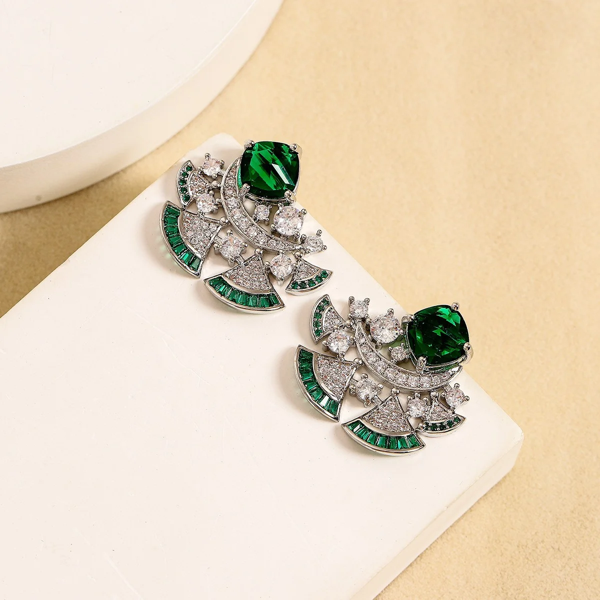925 Silver Cushion Cut Green Emerald Fan Shape Stud Earrings, Luxury Statement Jewelry for Women
925 Silver Cushion Cut Green Emerald Fan Shape Stud Earrings, Luxury Statement Jewelry for Women