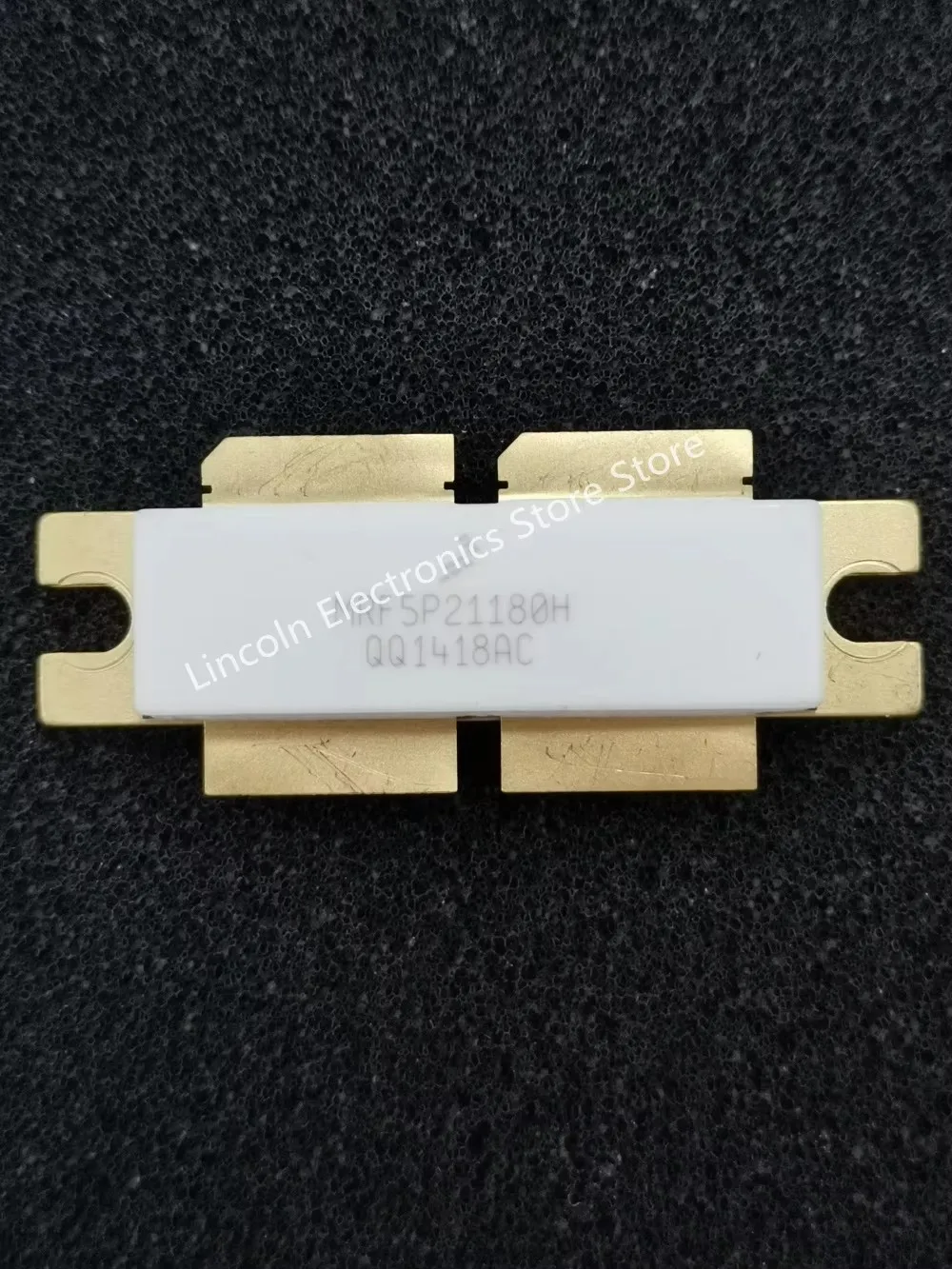 MRF5P21180H Оригинальный импортный высокочастотный модуль радиочастотной связи, гарантия качества, поставка партии, преимущество цены
MRF5P21180H Оригинальный импортный высокочастотный модуль радиочастотной связи, гарантия качества, поставка партии, преимущество цены