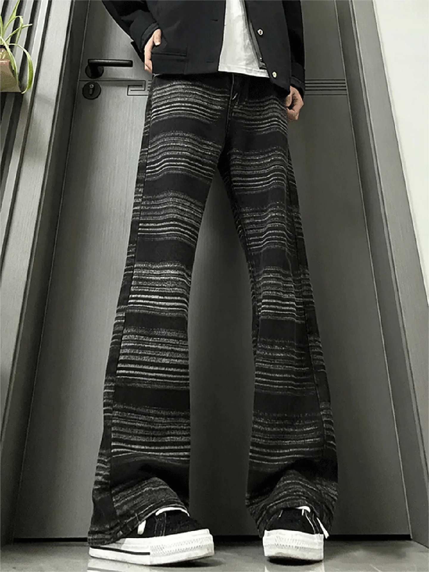 Bla Stripe Knife Men's Jeans American High Street Hiphop Straight Leg Bell Bot Wear Resistant Cotton Blend Denim
Bla Stripe Knife Men's Jeans American High Street Hiphop Straight Leg Bell Bot Wear Resistant Cotton Blend Denim