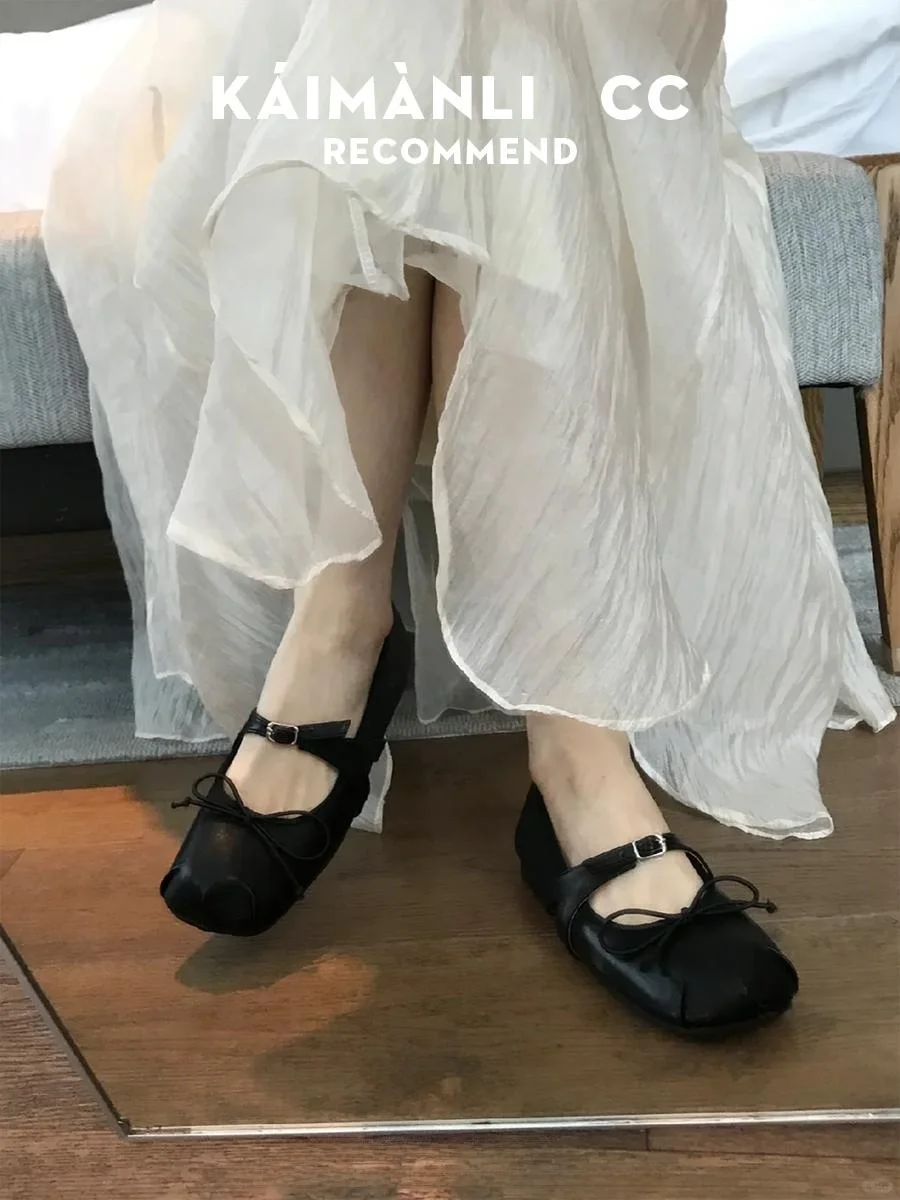 Black Ballet Flat Shoes Women's 2024 New Style Knot round Head Single Strap Mary Jane Flat Heel Princess Style Fashion
Black Ballet Flat Shoes Women's 2024 New Style Knot round Head Single Strap Mary Jane Flat Heel Princess Style Fashion