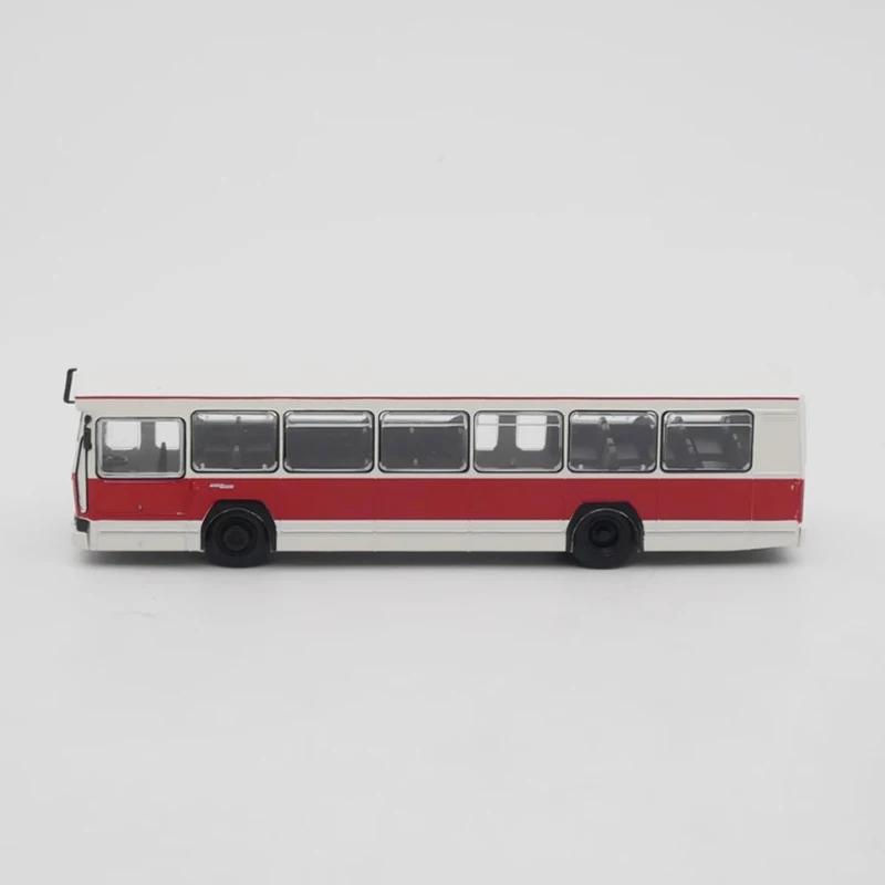 IXO Diecast 1:72 Scale IST Jelcz Berliet PR100 Bus Alloy Delicacy Bus Model Collection Souvenir Static Display Ornament
IXO Diecast 1:72 Scale IST Jelcz Berliet PR100 Bus Alloy Delicacy Bus Model Collection Souvenir Static Display Ornament
