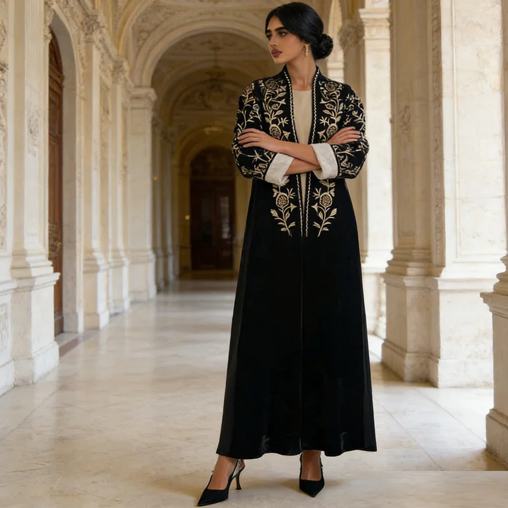 Elegant Velvet Abaya Dubai Kaftan Muslim Dress Ramadan Women Kimono Cardigan Embroidery Islam Jalabiya Kebaya Caftan Femme Robe
Elegant Velvet Abaya Dubai Kaftan Muslim Dress Ramadan Women Kimono Cardigan Embroidery Islam Jalabiya Kebaya Caftan Femme Robe