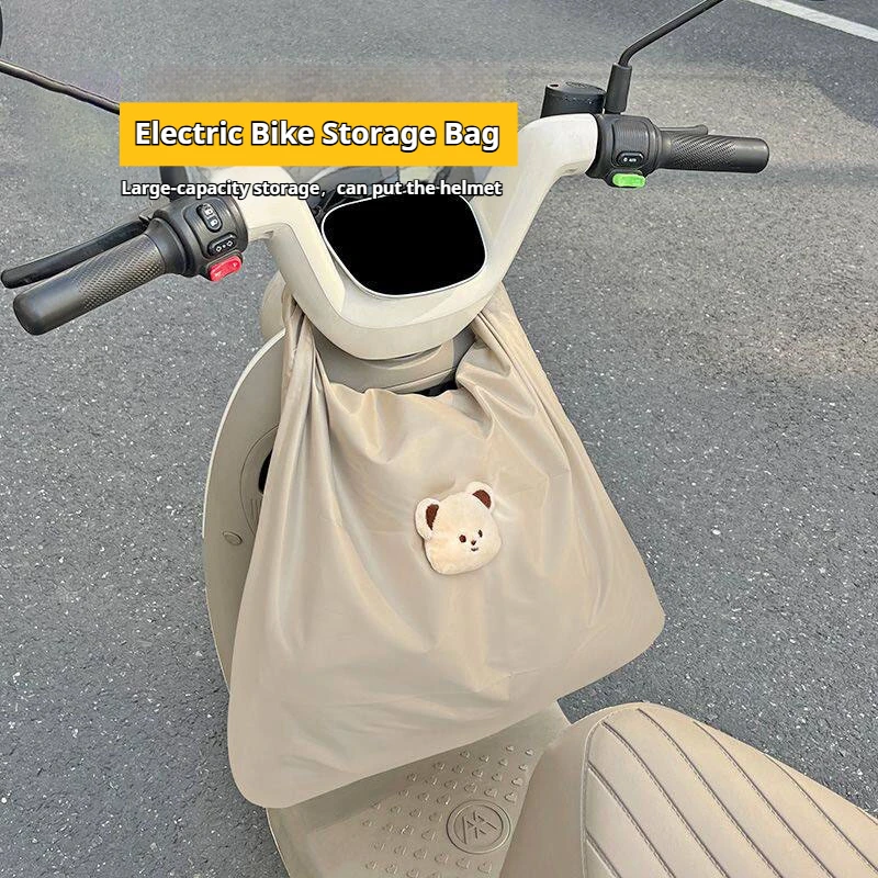 Cute Cartoon Oxford Cloth Electric Bike Motorbike Helmet Large Capacity Storage Bag Portable Travel Motorcycle Waterproof Bag
Cute Cartoon Oxford Cloth Electric Bike Motorbike Helmet Large Capacity Storage Bag Portable Travel Motorcycle Waterproof Bag
