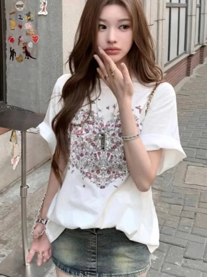 Creative Heart Print Loose Short Sleeve Summer Top Trendy Brand Shoulder Drop Shoulder Shirt Korean Style Women's F...
Creative Heart Print Loose Short Sleeve Summer Top Trendy Brand Shoulder Drop Shoulder Shirt Korean Style Women's F...