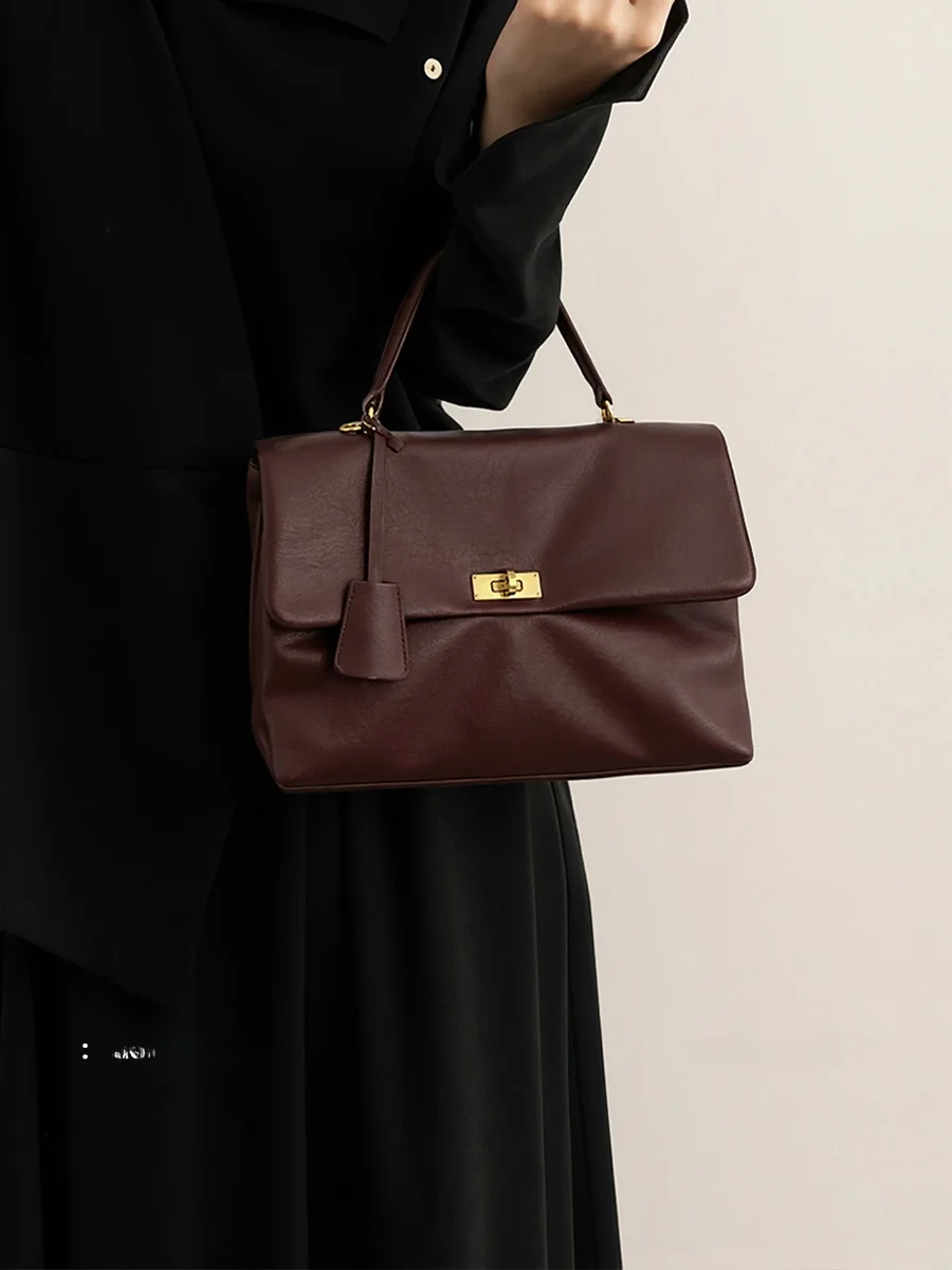 Double R Soft Leather Crossbody Bag Women's Commuter Satchel Large Capaci oulder Bag Casual Simple Sle Detachable Strap
Double R Soft Leather Crossbody Bag Women's Commuter Satchel Large Capaci oulder Bag Casual Simple Sle Detachable Strap