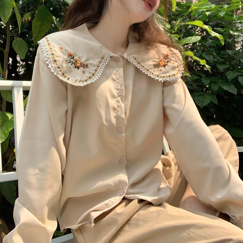 Women Shirt Peter Pan Collar Chic French Style Sweet Lovely Girls Embroidery Casual Loose Fit Trendy All-match Spring Kawaii Ins
Women Shirt Peter Pan Collar Chic French Style Sweet Lovely Girls Embroidery Casual Loose Fit Trendy All-match Spring Kawaii Ins
