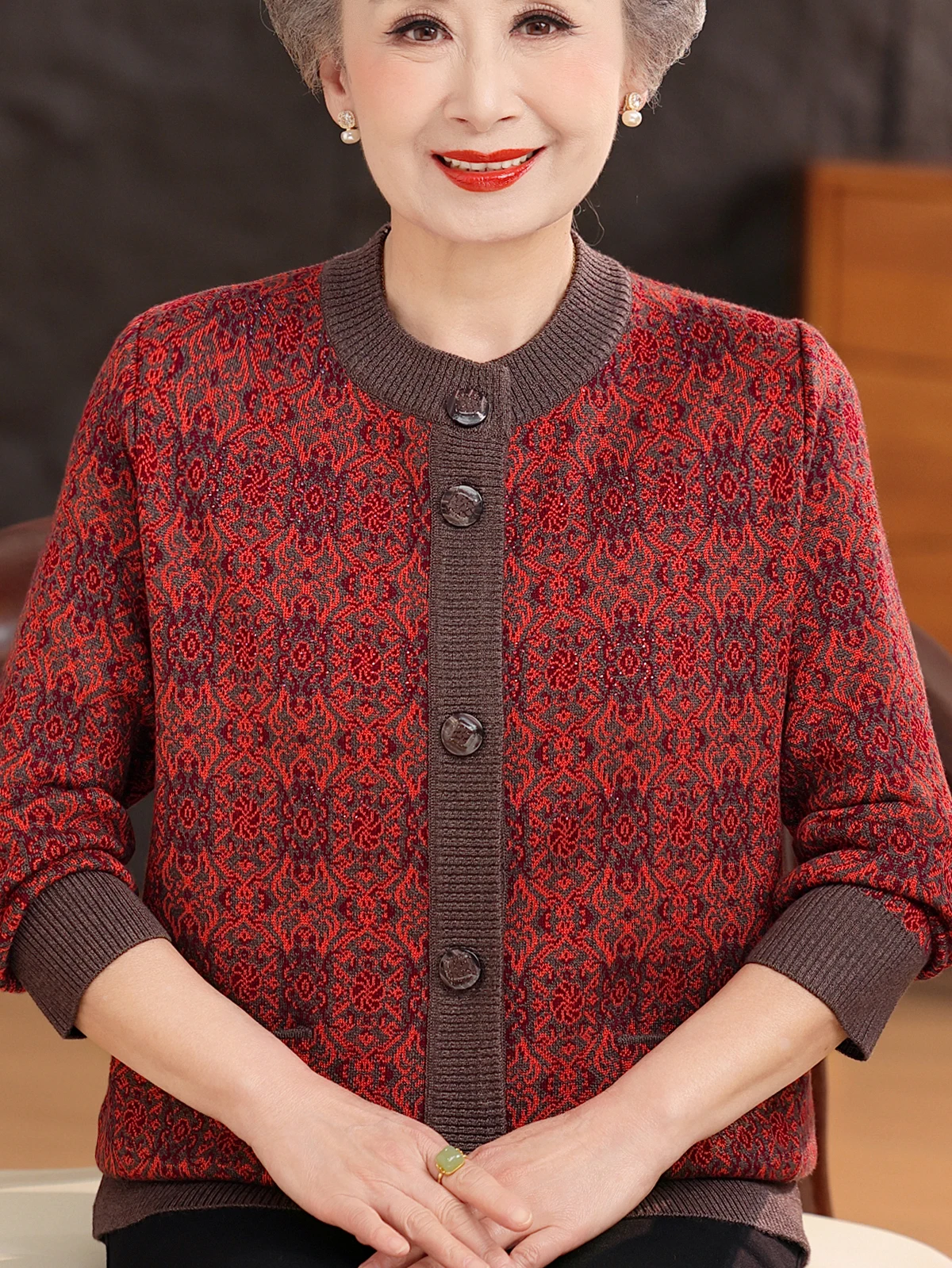 Faionable round Ne Knitwear Cardigan for ly Women Thin Print Design with Large kets Casual Loose Fit Breathable
Faionable round Ne Knitwear Cardigan for ly Women Thin Print Design with Large kets Casual Loose Fit Breathable