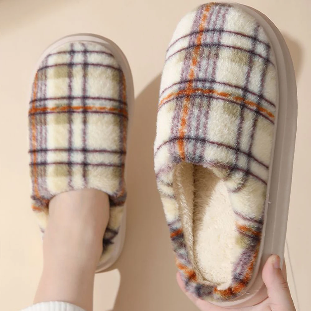 BASATU Cotton Slippers for Women Autumn Winter Indoor Home Thick-Soled Warm Non-Slip Couple Cute Plush Cotton Slippers for Men
BASATU Cotton Slippers for Women Autumn Winter Indoor Home Thick-Soled Warm Non-Slip Couple Cute Plush Cotton Slippers for Men