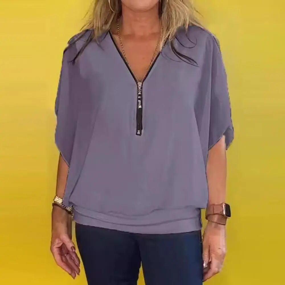 Women Chiffon Blouse V-neck Zipper Half Placket Batwing Sleeves Pullover Tops Solid Color Loose Fit Casual Tops
Women Chiffon Blouse V-neck Zipper Half Placket Batwing Sleeves Pullover Tops Solid Color Loose Fit Casual Tops