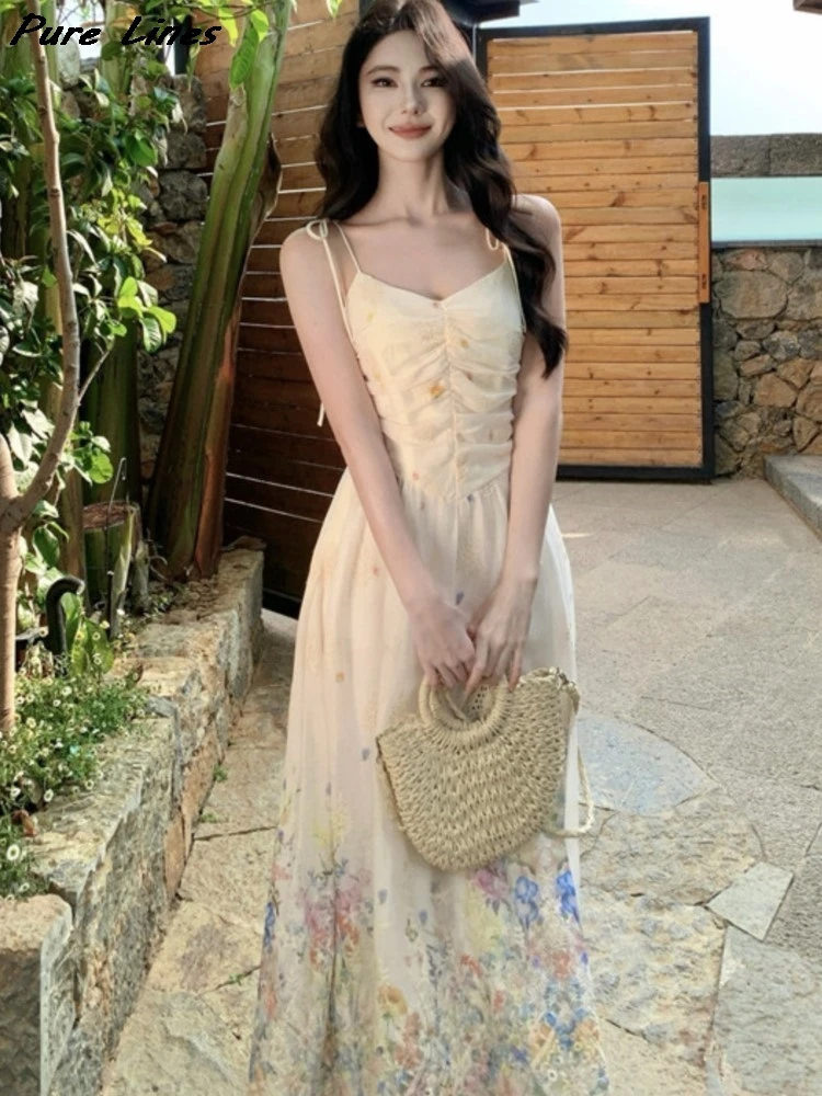 Women French Embroidery Jacquard Floral Hollow A-line Suspender Dress Summer Sleeveless Pleated Dresses Elegant Holiday Outfits
Women French Embroidery Jacquard Floral Hollow A-line Suspender Dress Summer Sleeveless Pleated Dresses Elegant Holiday Outfits