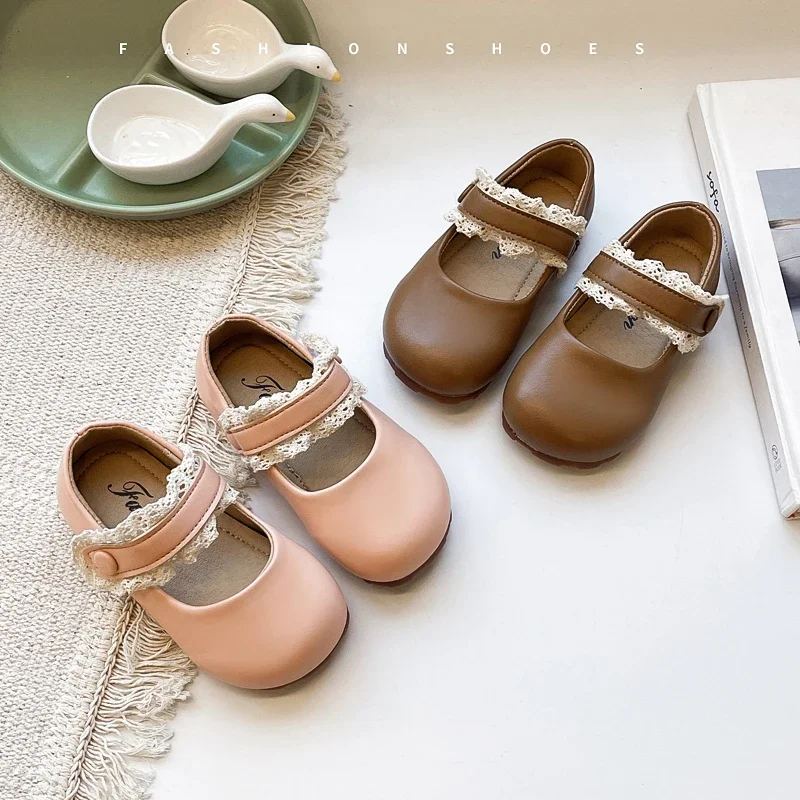 Baby Girls Leather Shoes for Party Wedding Soft Toddlers Kids Mary Janes with Lace Princess Sweet Children Flats 2025 Spring New
Baby Girls Leather Shoes for Party Wedding Soft Toddlers Kids Mary Janes with Lace Princess Sweet Children Flats 2025 Spring New