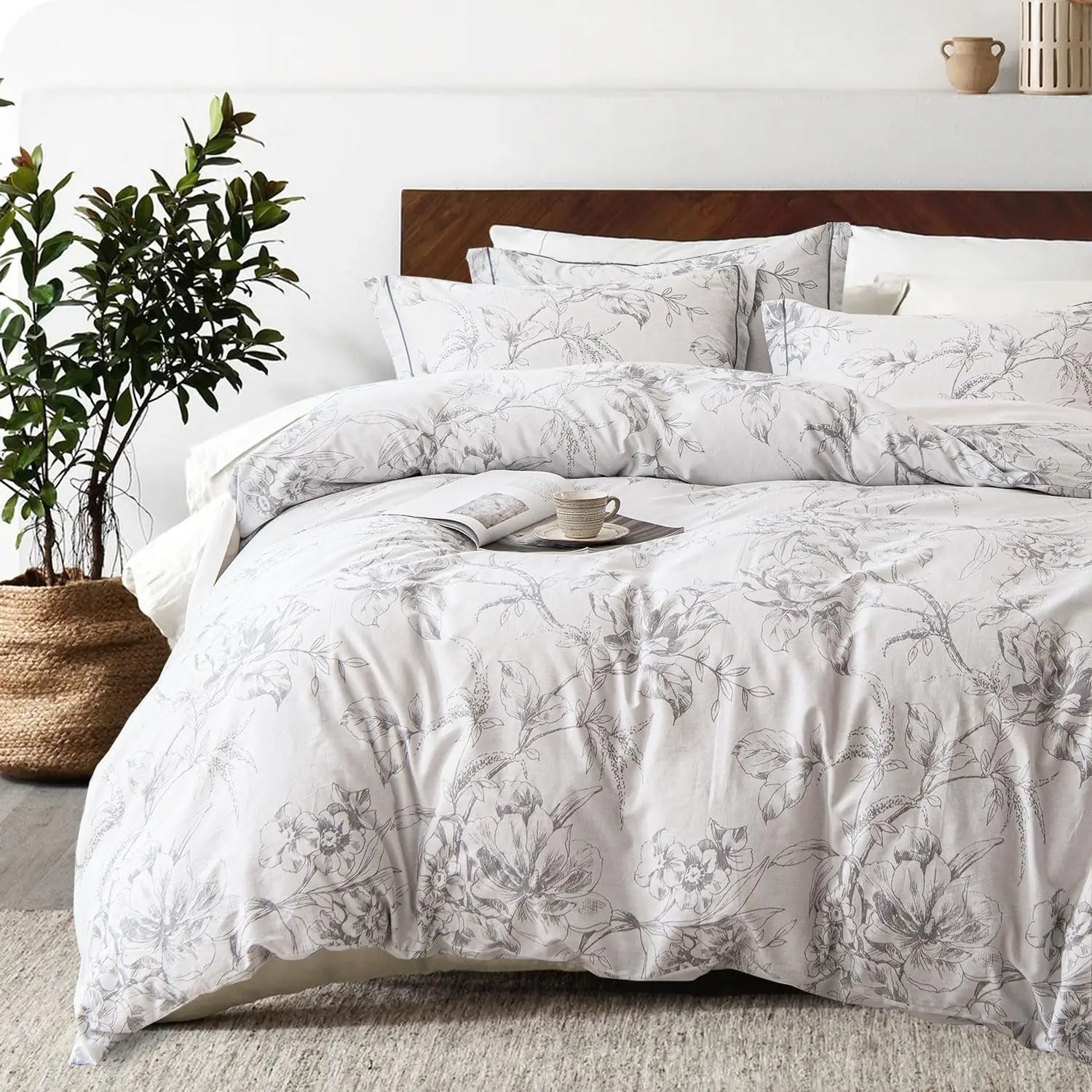 100% Natural Cotton 3pcs Floral Duvet Cover Set, Grayish White with Luxurious Flowers & Branches Pattern, Botanical Comforter
100% Natural Cotton 3pcs Floral Duvet Cover Set, Grayish White with Luxurious Flowers & Branches Pattern, Botanical Comforter