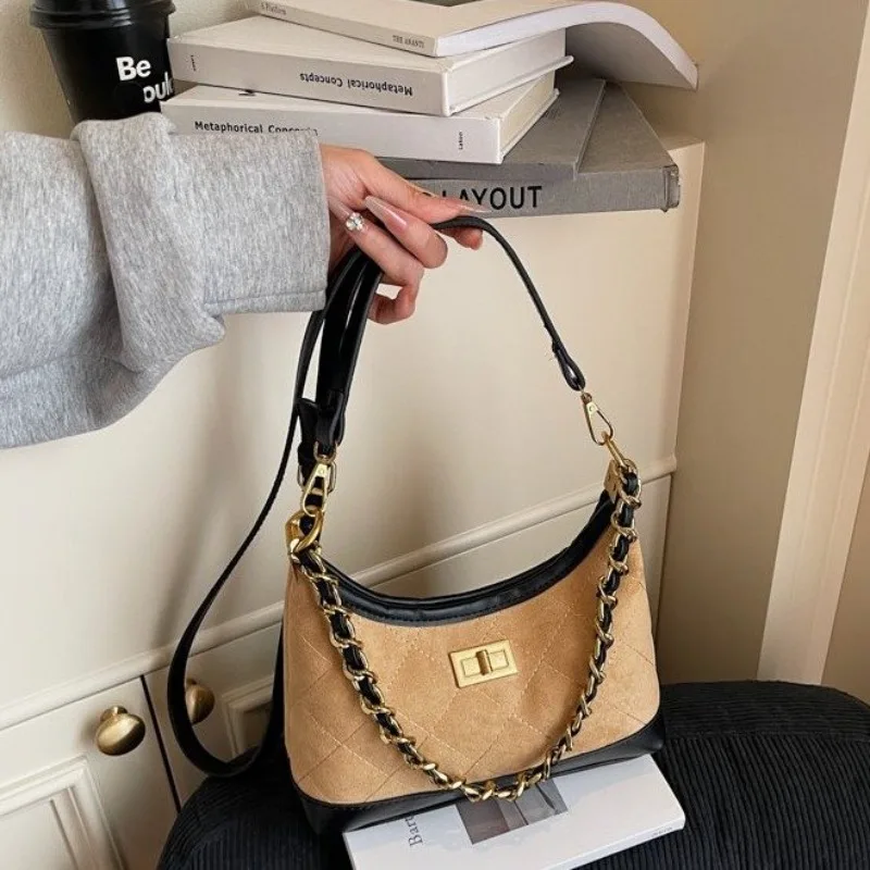 Women's Trendy Minimalist Diaper Bag Fashionable Designer Leather Tote For Luxury Commuter And Stylish Vintage Everyday Use
Women's Trendy Minimalist Diaper Bag Fashionable Designer Leather Tote For Luxury Commuter And Stylish Vintage Everyday Use