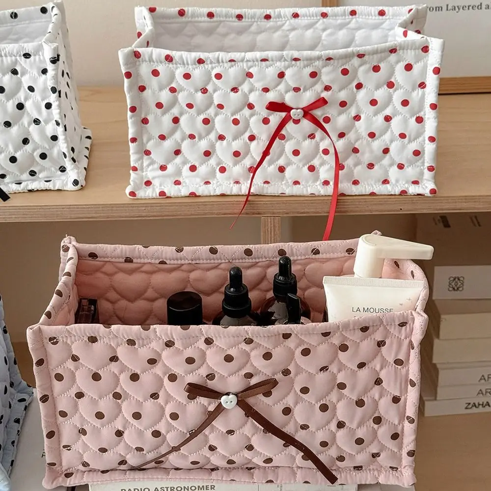Quilted Polka Dot Storage Basket Rectangular Foldable Desktop Organizer Heart-Shaped Practical Fabric Storage Box Office Home
Quilted Polka Dot Storage Basket Rectangular Foldable Desktop Organizer Heart-Shaped Practical Fabric Storage Box Office Home