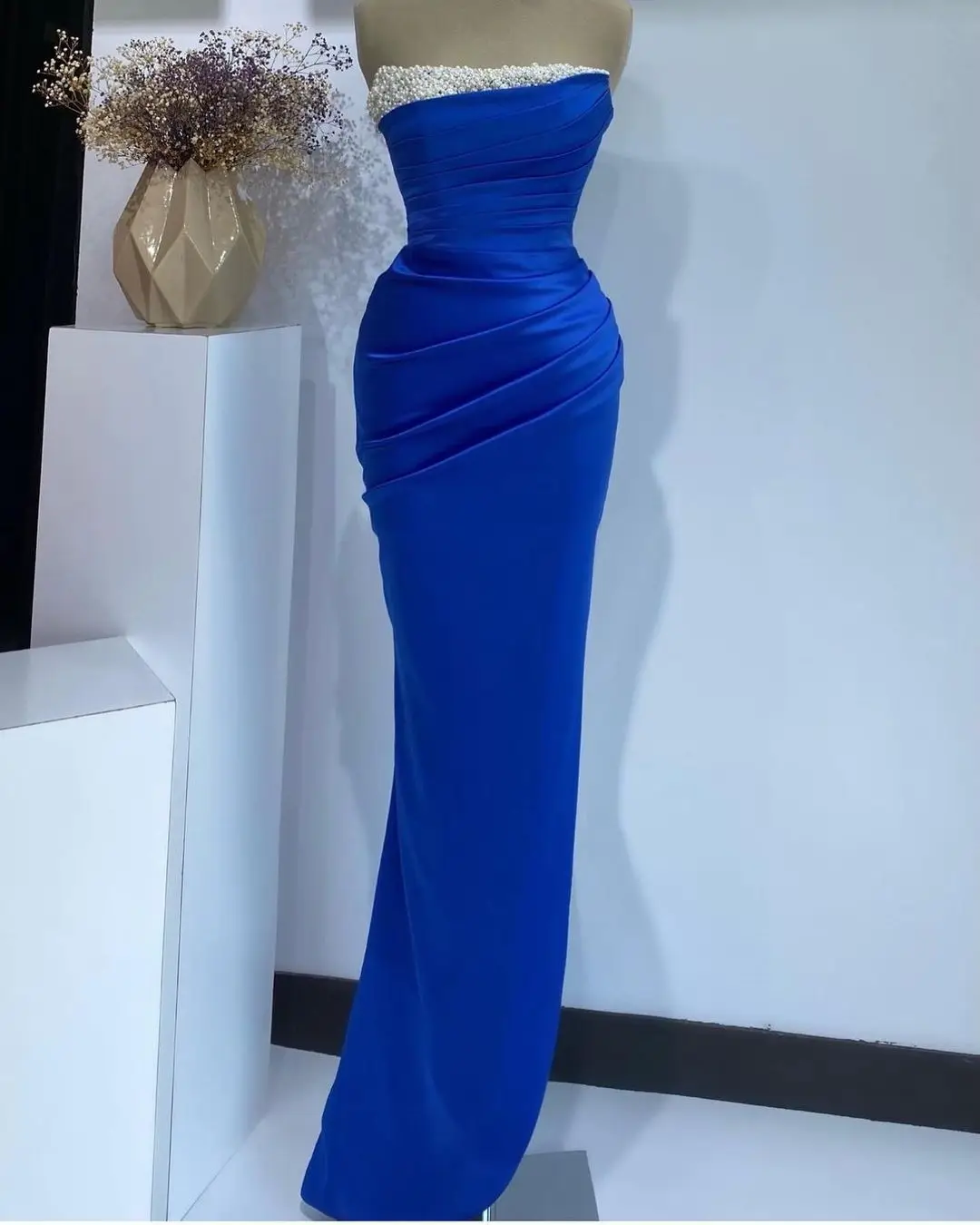 Customized Temperament Jersey Straight Pearls Evening Dresses Strapless Sleeveless Sweep Train Homecoming Dress Delicate
Customized Temperament Jersey Straight Pearls Evening Dresses Strapless Sleeveless Sweep Train Homecoming Dress Delicate