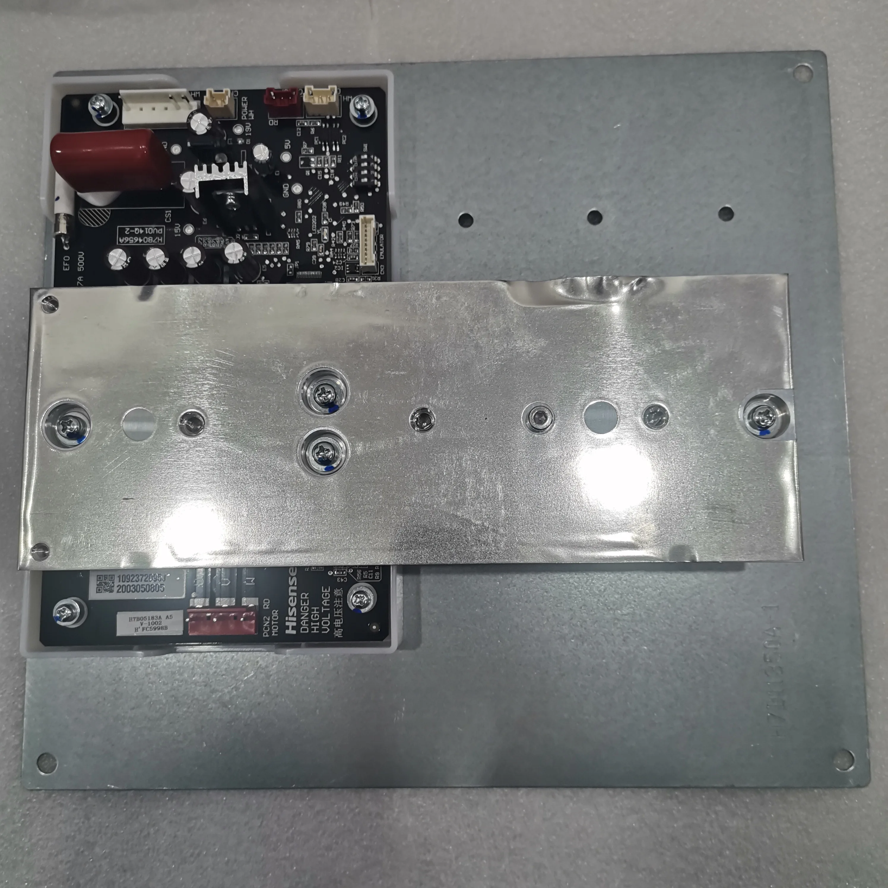 Suitable for the new Hisense Hitachi central air conditioning fan motherboard control board H7B04656A PV014Q
Suitable for the new Hisense Hitachi central air conditioning fan motherboard control board H7B04656A PV014Q