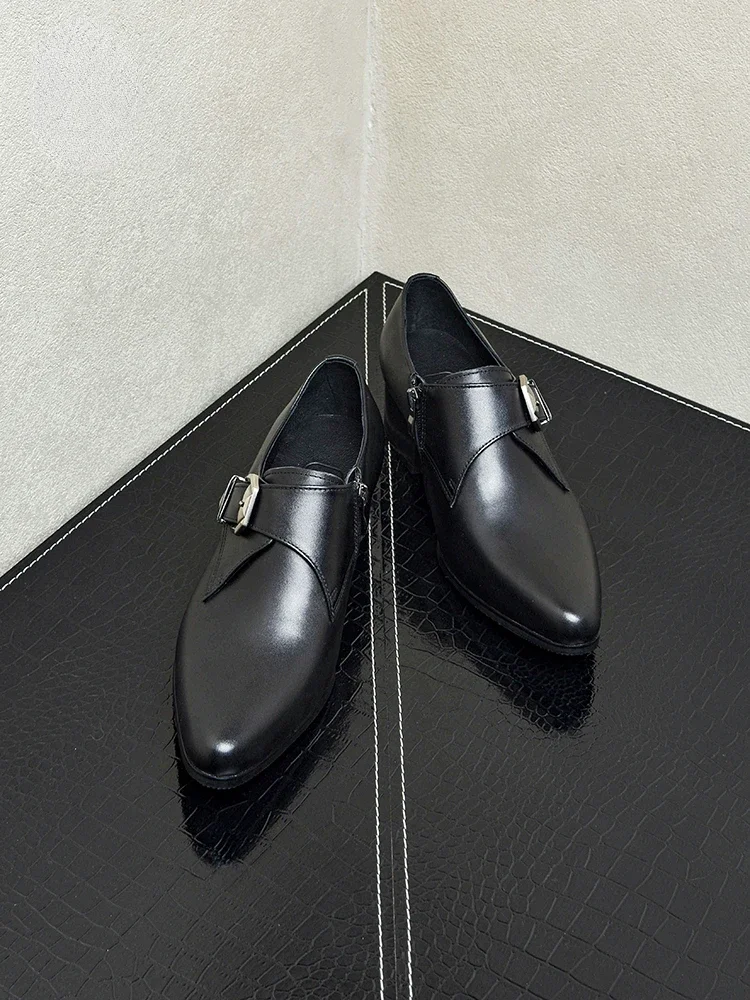 2024 Spring And Autumn New Men's Formal Shoes Genuine Leather Pointed Head Suit High Heel Leather Shoes
2024 Spring And Autumn New Men's Formal Shoes Genuine Leather Pointed Head Suit High Heel Leather Shoes