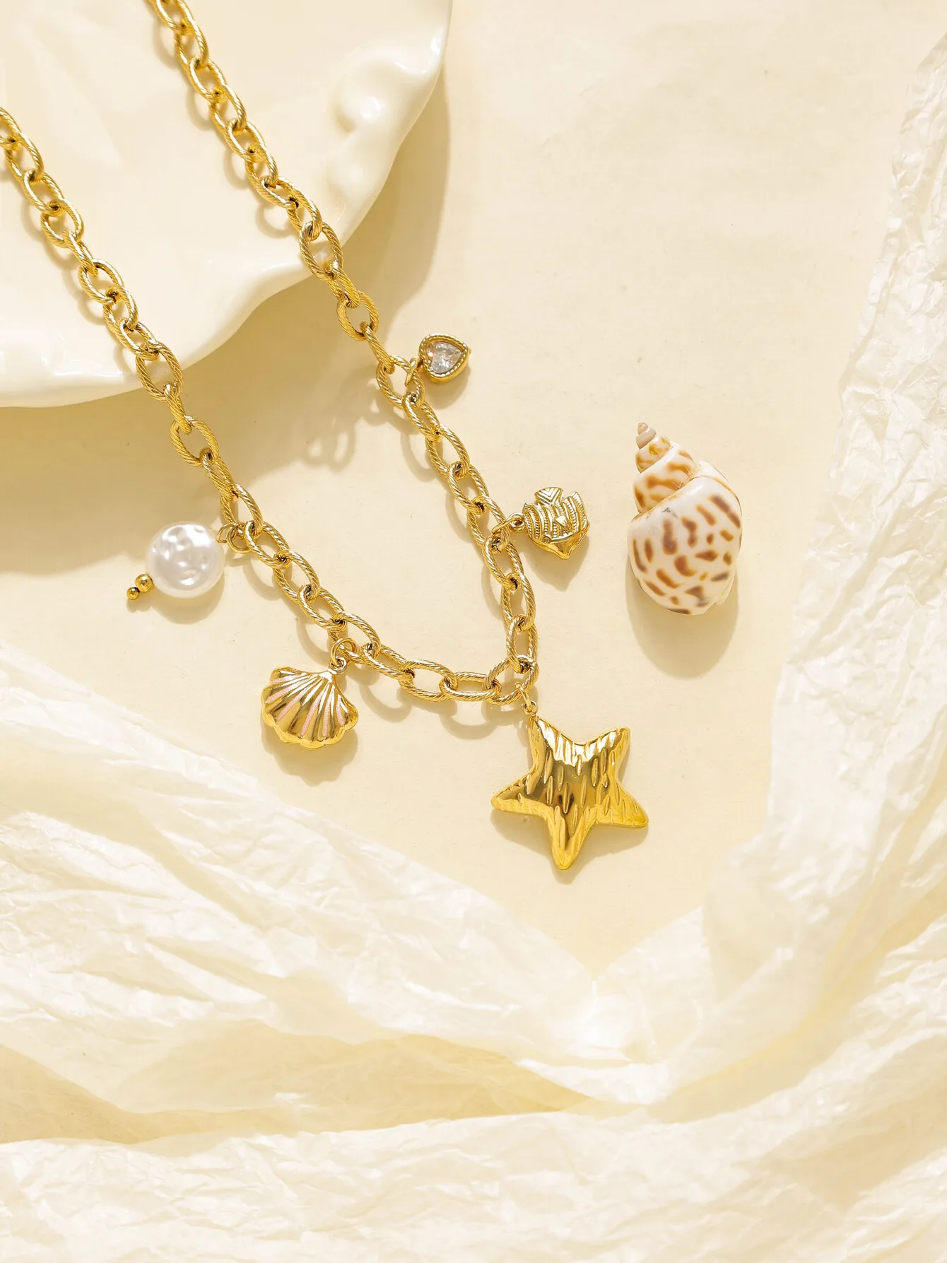 Ocean style summer accessories shell pearl starfish fish zircon love pendant necklace stainless steel gold women's jewelry gift
Ocean style summer accessories shell pearl starfish fish zircon love pendant necklace stainless steel gold women's jewelry gift