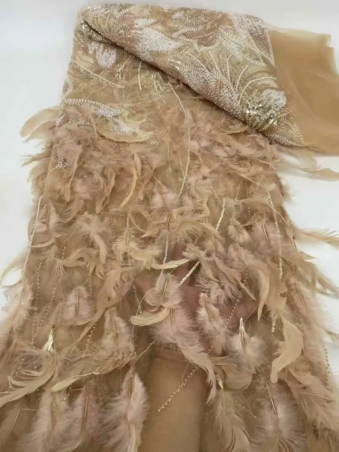 High-end Beaded Lace Fabric Luxury Feather Pattern Bridal Classic Heavy Handmade Beads Lace Fabric for Women Evening Cloth SZ726
High-end Beaded Lace Fabric Luxury Feather Pattern Bridal Classic Heavy Handmade Beads Lace Fabric for Women Evening Cloth SZ726