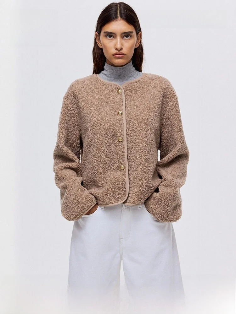 H&M Women's Teddy Fleece round Neck Short Jacket Elegant Style 1308700 Casual Loose Fit Long Sleeve Pure Color Button Detail
H&M Women's Teddy Fleece round Neck Short Jacket Elegant Style 1308700 Casual Loose Fit Long Sleeve Pure Color Button Detail