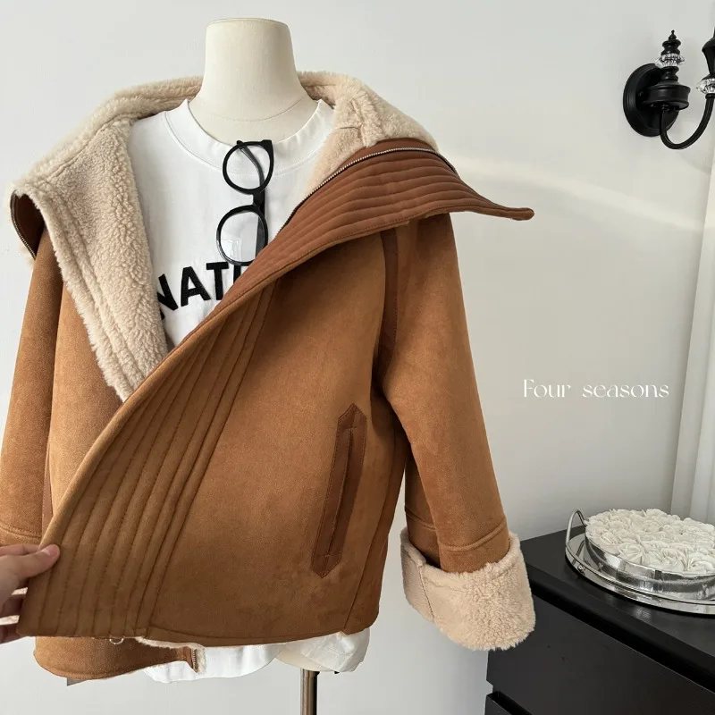 Korean Fashion Fur Integrated Environmentally Friendly Fur Women's Winter New Style High-end Loose Retro Loose Jacket
Korean Fashion Fur Integrated Environmentally Friendly Fur Women's Winter New Style High-end Loose Retro Loose Jacket