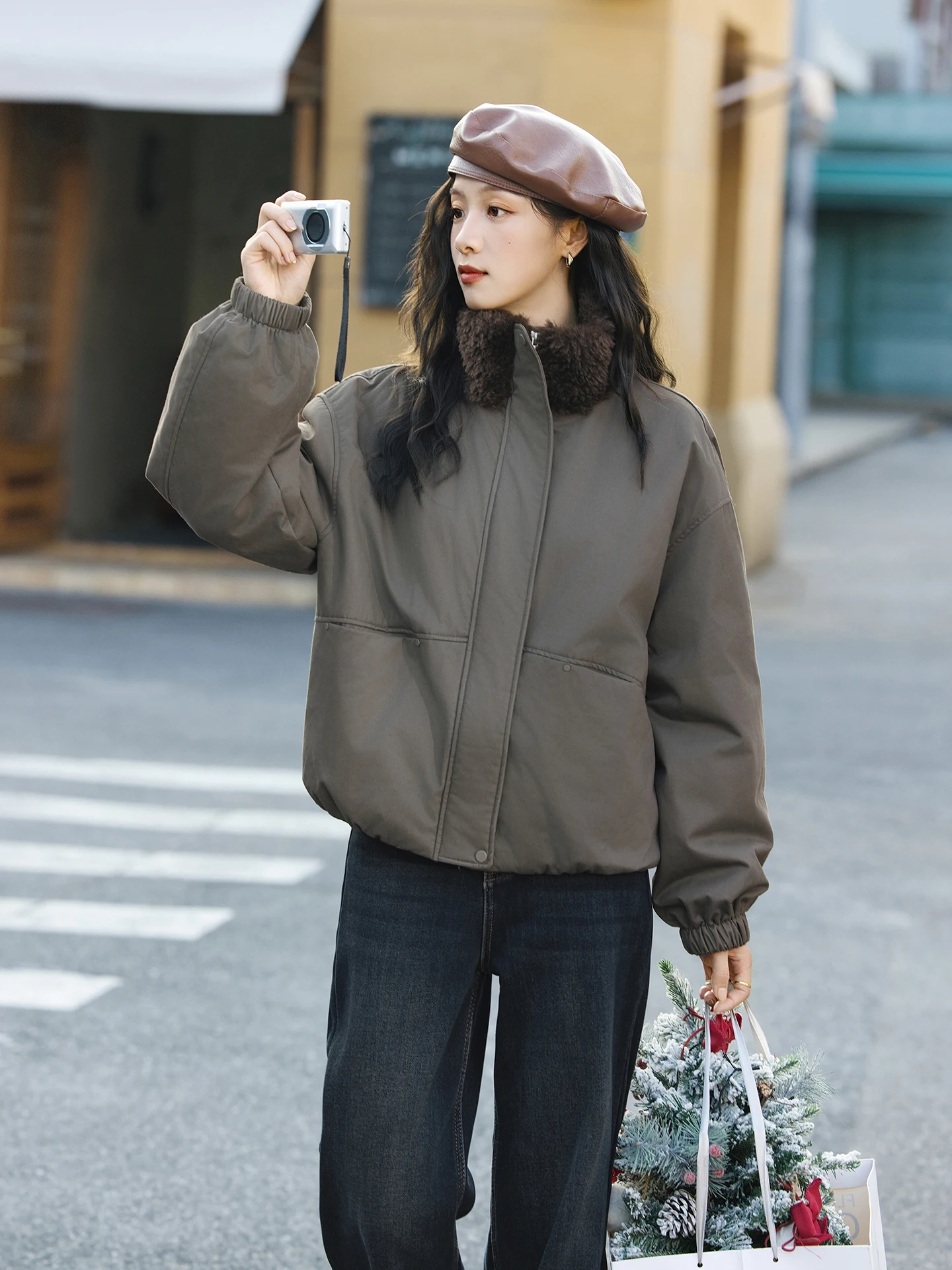 SuMian Lamb Fur Collar down Jaet White Du down Loose ort Sle Winter New Arrival Casual Faion Women's Coat
SuMian Lamb Fur Collar down Jaet White Du down Loose ort Sle Winter New Arrival Casual Faion Women's Coat