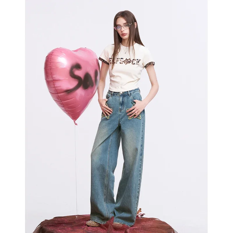 ELFSACK Vintage Wide Leg Jeans with Star Patchwork, Y2K Baggy Denim Pants for Streetwear, High Waist Casual Trousers
ELFSACK Vintage Wide Leg Jeans with Star Patchwork, Y2K Baggy Denim Pants for Streetwear, High Waist Casual Trousers