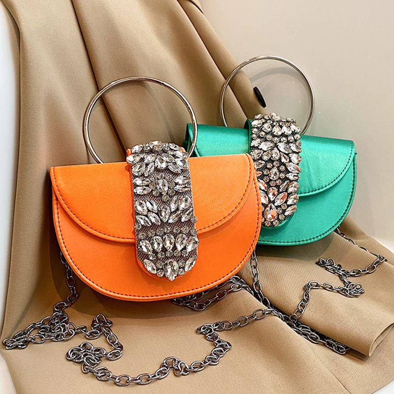 Semicircle Shiny Diamond Evening Bags For Women 8 Color Nylon Crossbody Designer Saddle Bag 2023 New Winter Luxury Handbag Purse
Semicircle Shiny Diamond Evening Bags For Women 8 Color Nylon Crossbody Designer Saddle Bag 2023 New Winter Luxury Handbag Purse