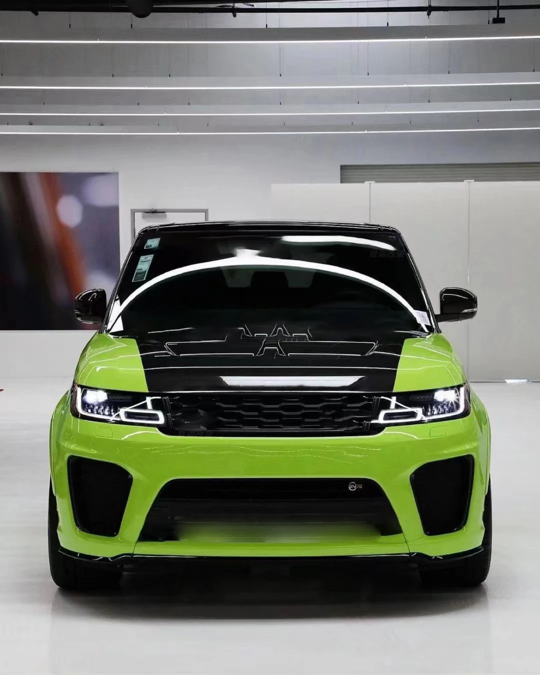 OEM Carbon Fiber Front Hood Bonnet Engine Cover for Range Rover Sports L494 2014-2017 Engine Hood Cover
OEM Carbon Fiber Front Hood Bonnet Engine Cover for Range Rover Sports L494 2014-2017 Engine Hood Cover