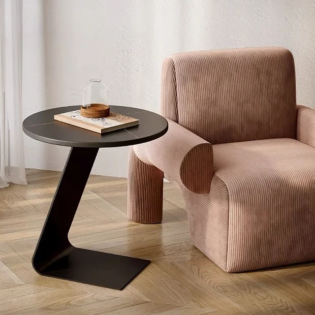 Living room sofa, small side table, light luxury, modern simple rock slab round table, bedside, creative side table
Living room sofa, small side table, light luxury, modern simple rock slab round table, bedside, creative side table