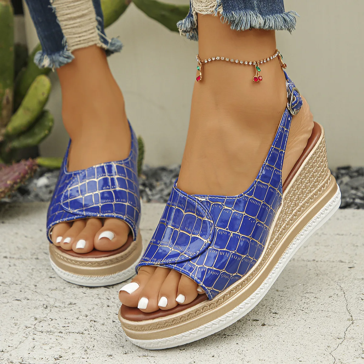 Plus-size Women's New Summer Fish-toe Thick-soled Wedge Casual Sandals Long Dress Robe Abaya Ramadan Dubai Luxury Islam Elegant
Plus-size Women's New Summer Fish-toe Thick-soled Wedge Casual Sandals Long Dress Robe Abaya Ramadan Dubai Luxury Islam Elegant