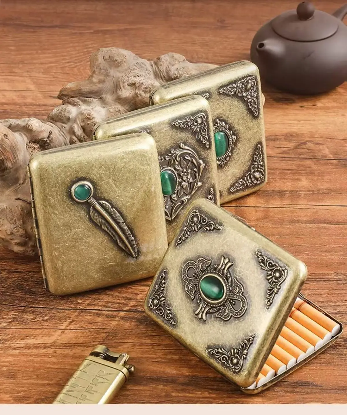 Винтажный металлический портсигар с двусторонним пружинным зажимом, открытый ретро портсигар для обычных сигарет, мужские подарки
Винтажный металлический портсигар с двусторонним пружинным зажимом, открытый ретро портсигар для обычных сигарет, мужские подарки