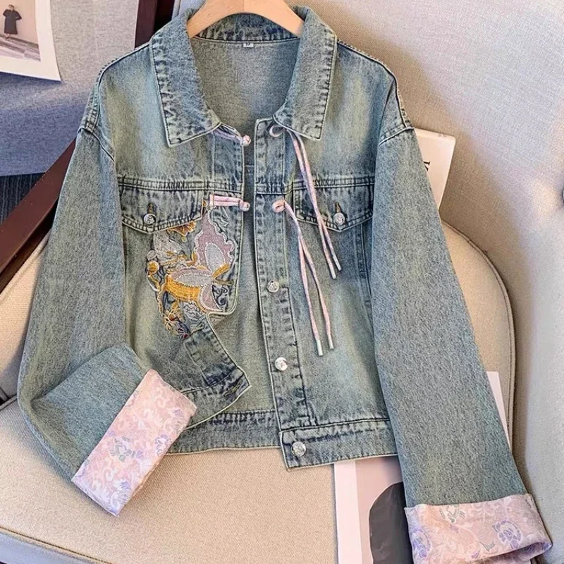 Autumn High-quality Cotton Retro Style Denim Top with Exquisite Embroidery Buckle Design Women's Denim Jacket Jacket Denim Top
Autumn High-quality Cotton Retro Style Denim Top with Exquisite Embroidery Buckle Design Women's Denim Jacket Jacket Denim Top