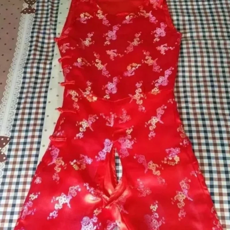 Red Handmade Satin Jumpsuit Pants Glossy Soft Floral Silky Pants Double Layered Fabric Chinese Buttons Trousers Sexy Costumes
Red Handmade Satin Jumpsuit Pants Glossy Soft Floral Silky Pants Double Layered Fabric Chinese Buttons Trousers Sexy Costumes