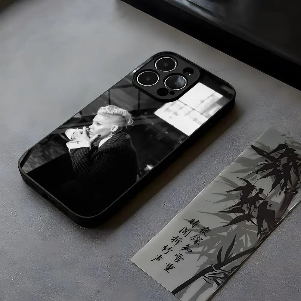 Чехол для телефона Singer P!Nk из закаленного стекла для iPhone 14, 15, 16, 13, 12, 11 Pro XS Max Plus Mini SE2020 Coque
Чехол для телефона Singer P!Nk из закаленного стекла для iPhone 14, 15, 16, 13, 12, 11 Pro XS Max Plus Mini SE2020 Coque