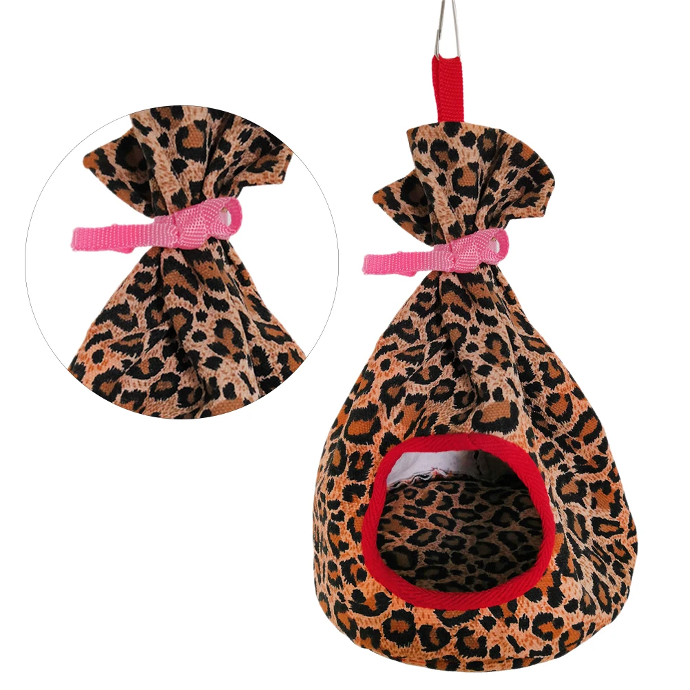 Bird Hammock Accessories Pet Sleeping Bed Parrot Cage Round Comfortable Hanging Random Accessory Style Fashionable
Bird Hammock Accessories Pet Sleeping Bed Parrot Cage Round Comfortable Hanging Random Accessory Style Fashionable