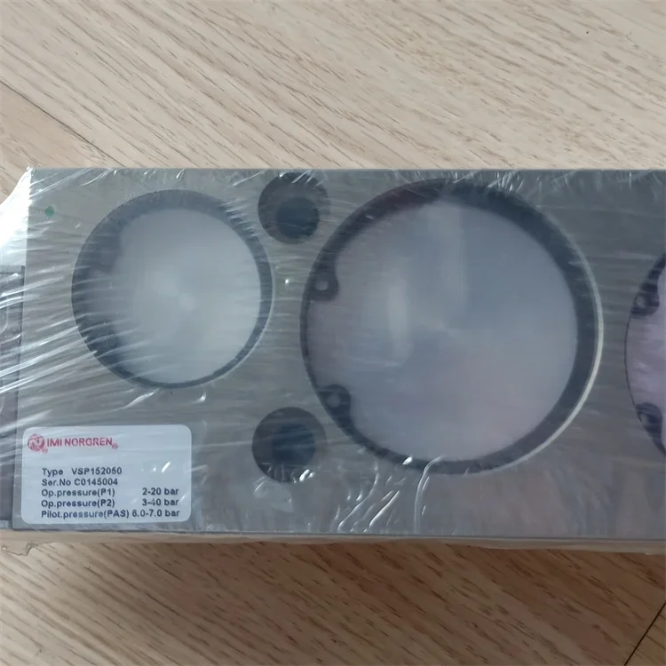 PET Blow Valve Block for New Original Norgren Solenoid Valves VSP152050
PET Blow Valve Block for New Original Norgren Solenoid Valves VSP152050