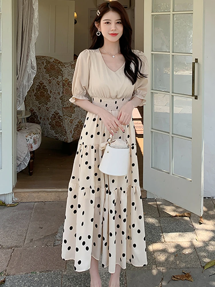 Women Polka Dot Chiffon Patchwork Fake Two Piece Dress Summer Fashion Puff Sleeve V-Neck Long Dress 2023 Korean Elegant Vestidos
Women Polka Dot Chiffon Patchwork Fake Two Piece Dress Summer Fashion Puff Sleeve V-Neck Long Dress 2023 Korean Elegant Vestidos